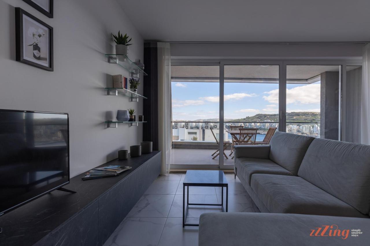 A Stunning Apartment With Spectacular Sea Views Сейнт Полс Бей Екстериор снимка